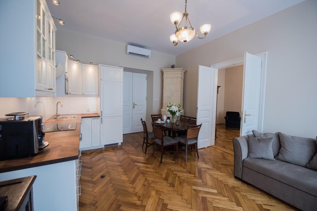 Mjz Apartments Old Town Krakow Bagian luar foto