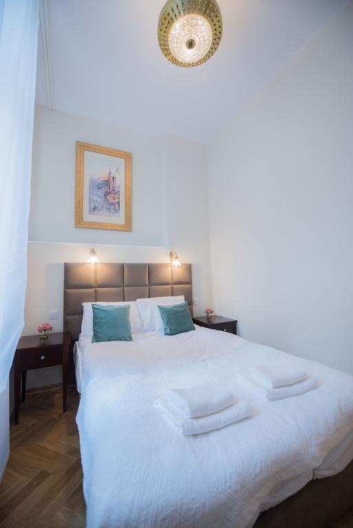 Mjz Apartments Old Town Krakow Bagian luar foto