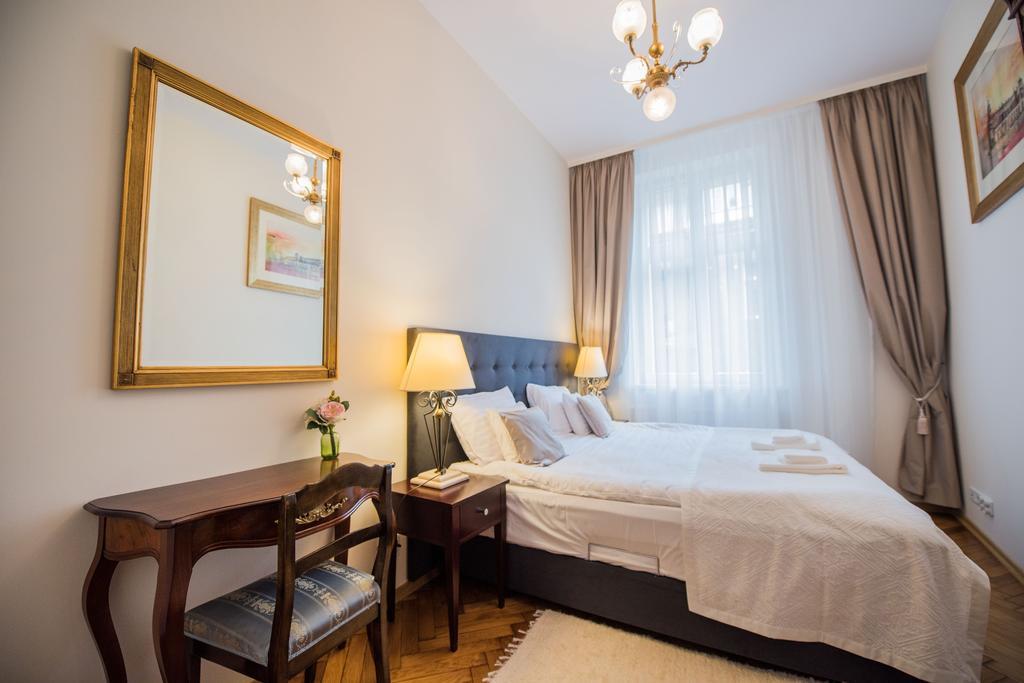 Mjz Apartments Old Town Krakow Bagian luar foto