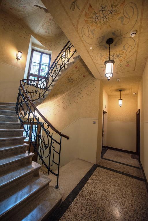 Mjz Apartments Old Town Krakow Bagian luar foto