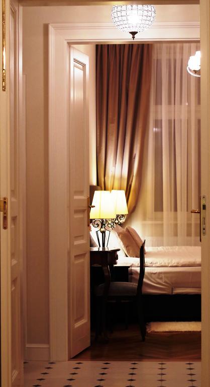 Mjz Apartments Old Town Krakow Bagian luar foto