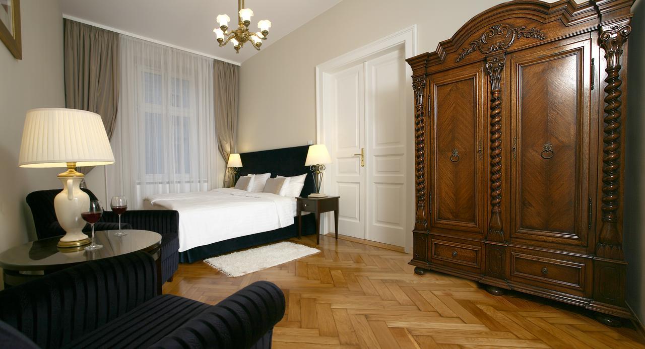 Mjz Apartments Old Town Krakow Bagian luar foto